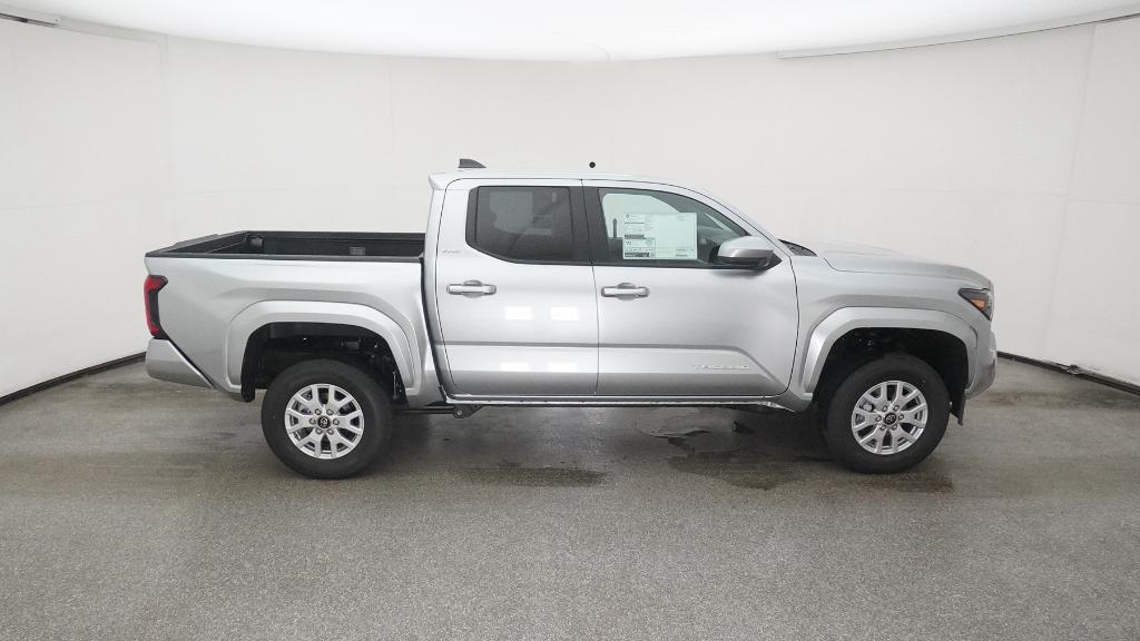 2025 Toyota Tacoma SR5 Double Cab photo 25