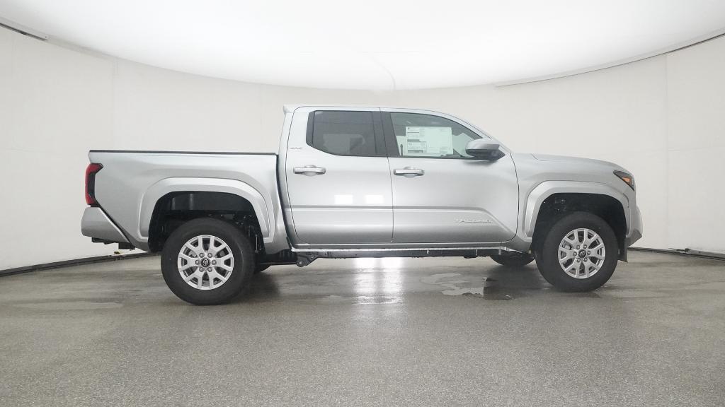 2025 Toyota Tacoma SR5 Double Cab photo 26