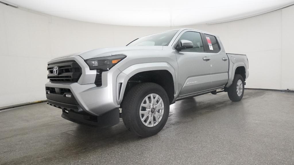 2025 Toyota Tacoma SR5 Double Cab photo 6