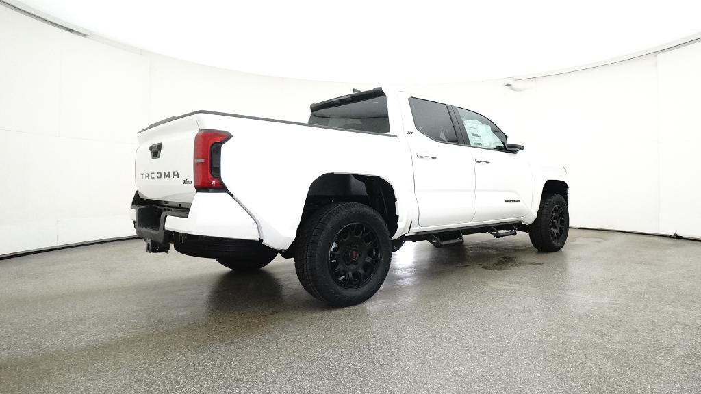 2025 Toyota Tacoma SR5 Double Cab photo 21