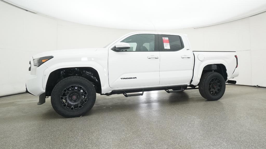 2025 Toyota Tacoma SR5 Double Cab photo 8