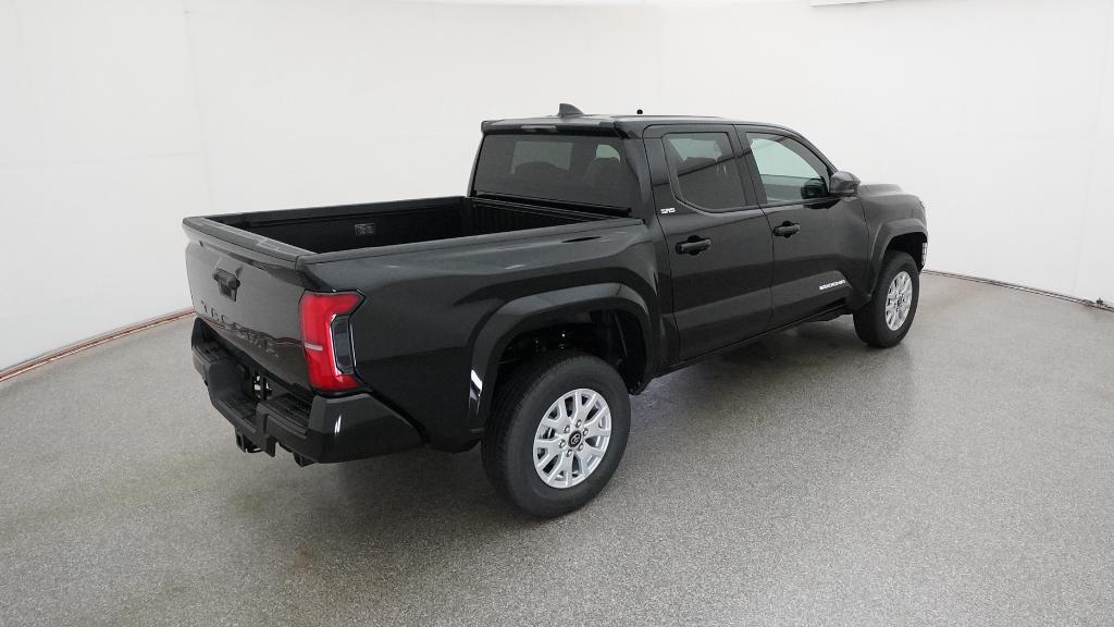 2026 Toyota Tacoma SR5 - Photo 18