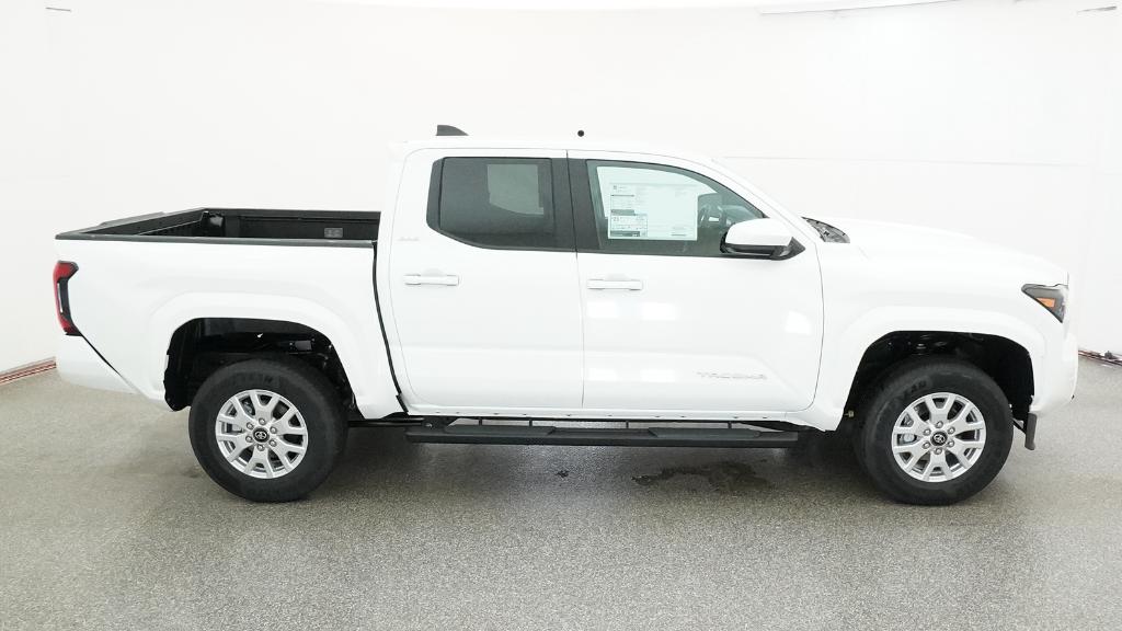 New 2026 Ice Cap Toyota  SR5 image 18