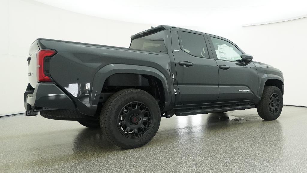 2026 Toyota Tacoma SR5 - Photo 17