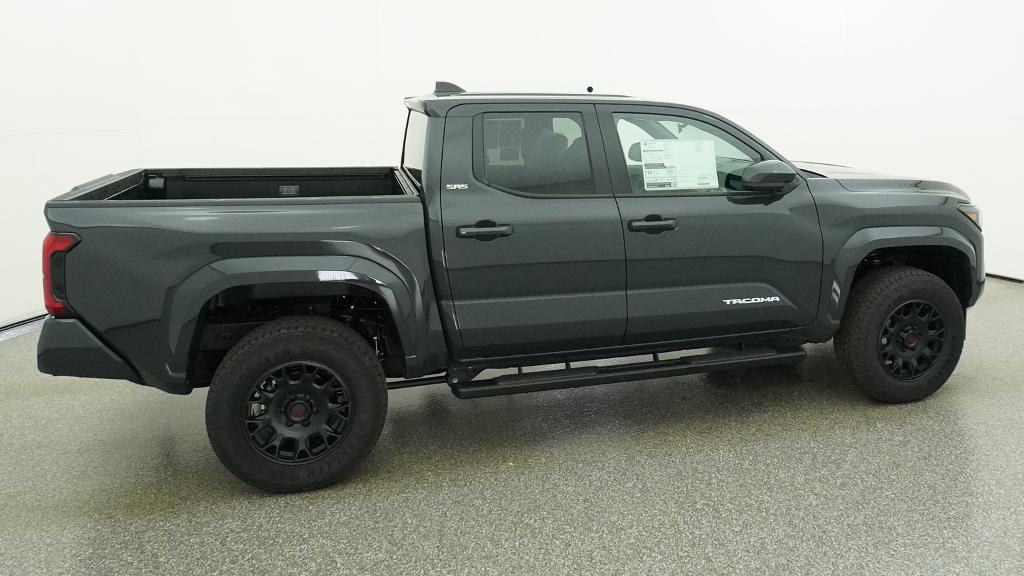 2026 Toyota Tacoma SR5 - Photo 16