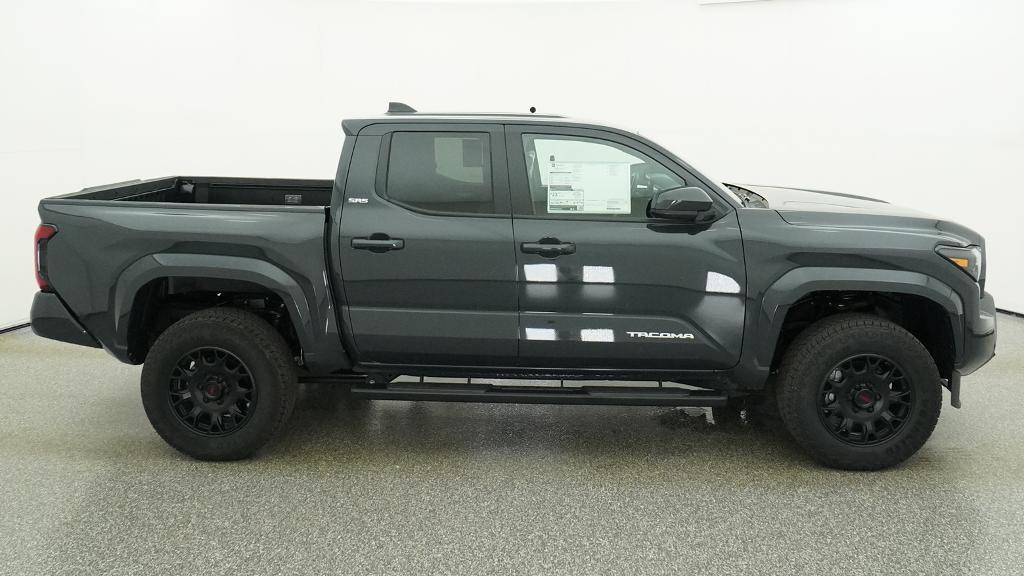 2026 Toyota Tacoma SR5 - Photo 14