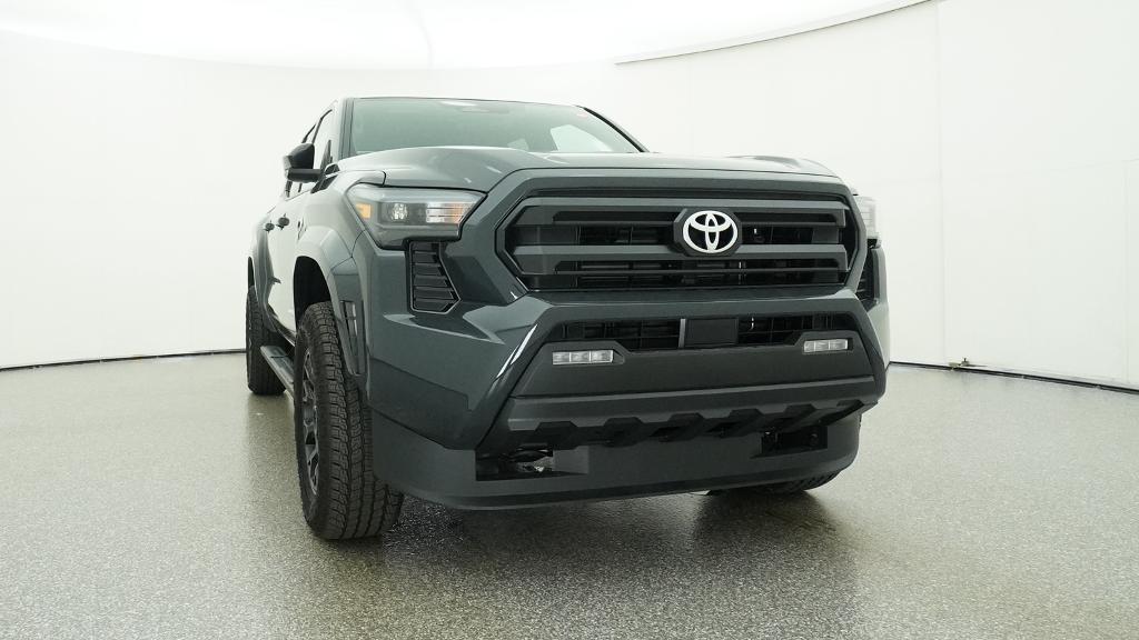 2026 Toyota Tacoma SR5 - Photo 7