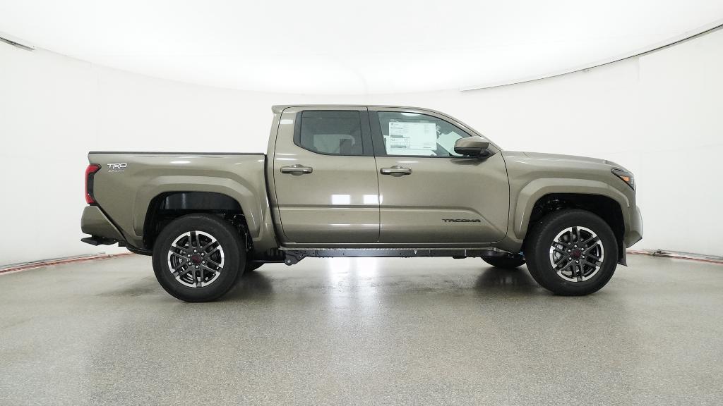 2025 Toyota Tacoma TRD Sport Double Cab photo 5