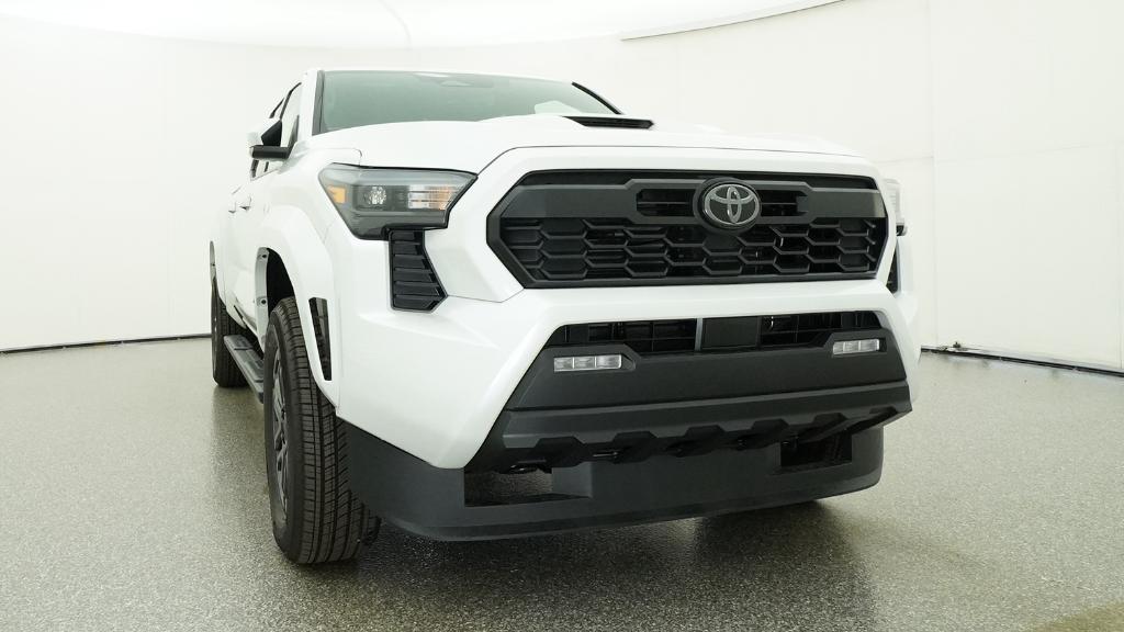 New 2026 Wind Chill Pearl <sup>1</sup> Toyota  TRD Sport image 18