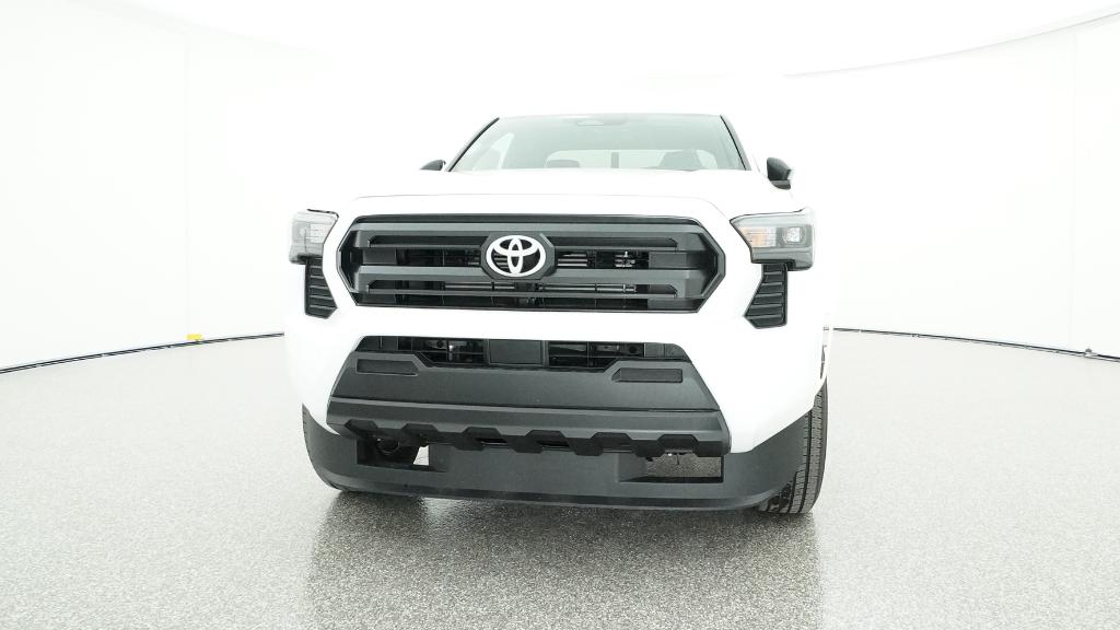 2025 Toyota Tacoma SR XtraCab photo 3