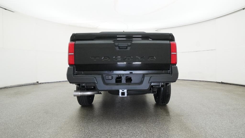 2025 Toyota Tacoma SR XtraCab photo 17