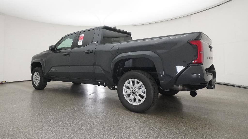 2025 Toyota Tacoma SR5 Double Cab photo 13
