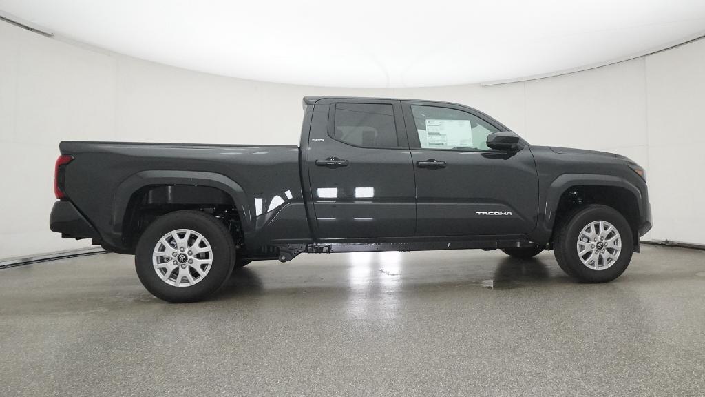2025 Toyota Tacoma SR5 Double Cab photo 25