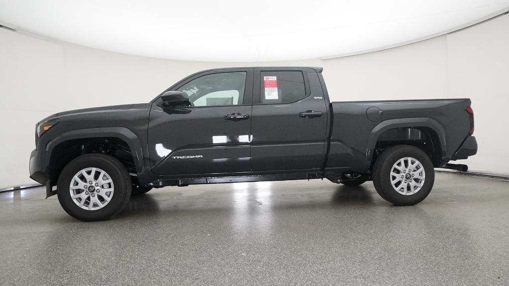 2025 Toyota Tacoma SR5 Double Cab photo 9