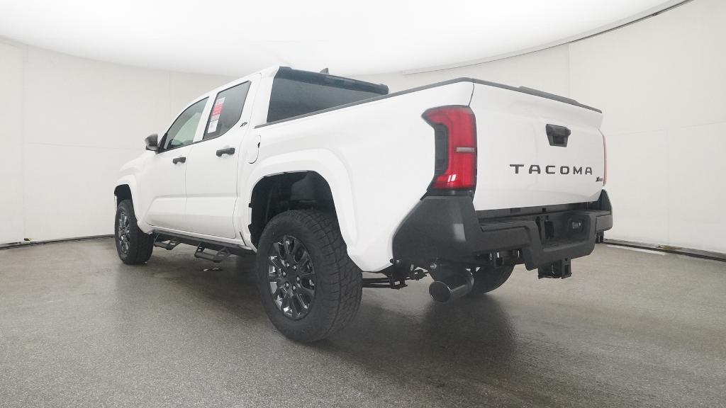 2025 Toyota Tacoma SR Double Cab photo 13