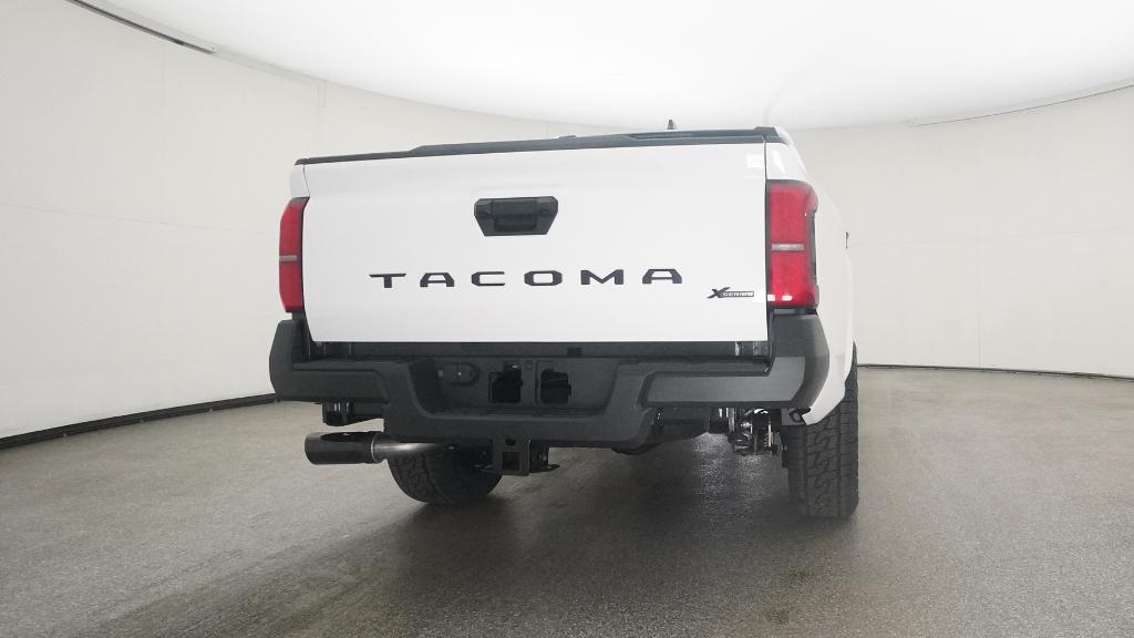 2025 Toyota Tacoma SR Double Cab photo 16