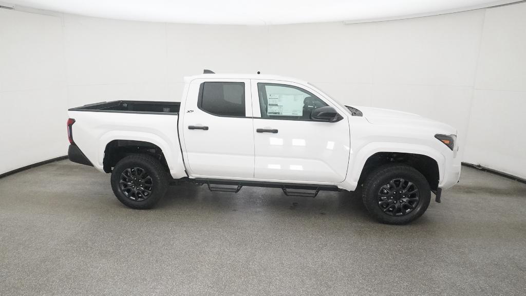 2025 Toyota Tacoma SR Double Cab photo 24