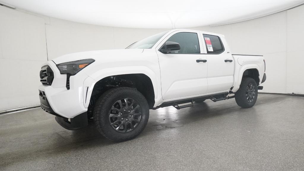 2025 Toyota Tacoma SR Double Cab photo 5