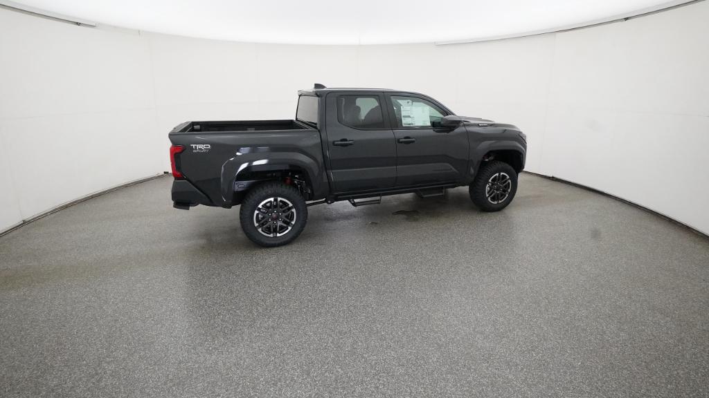 2025 Toyota Tacoma TRD Sport - Photo 38