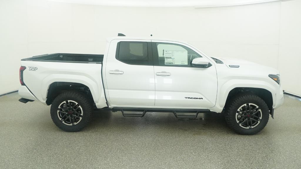 New 2026 Wind Chill Pearl <sup>1</sup> Toyota Tacoma TRD Sport image 33