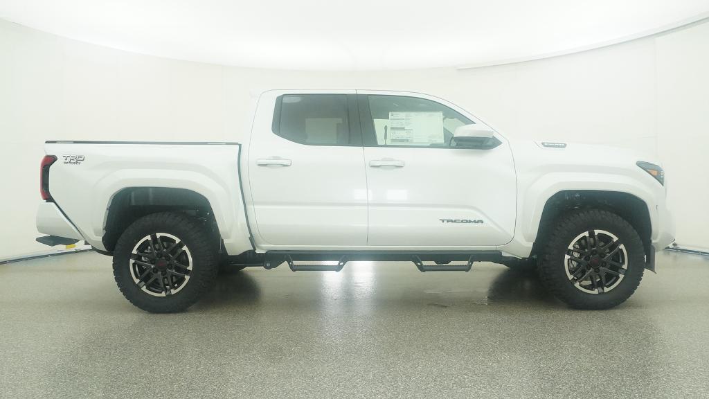 New 2026 Wind Chill Pearl <sup>1</sup> Toyota Tacoma TRD Sport image 32