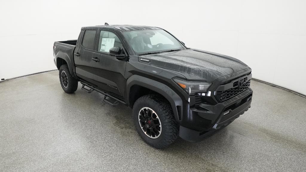 View vehicle photo 4