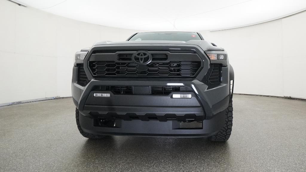 2025 Toyota Tacoma TRD Off-Road Double Cab photo 3