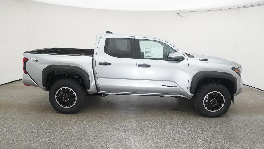 2025 Toyota Tacoma TRD Off Road - Photo 9