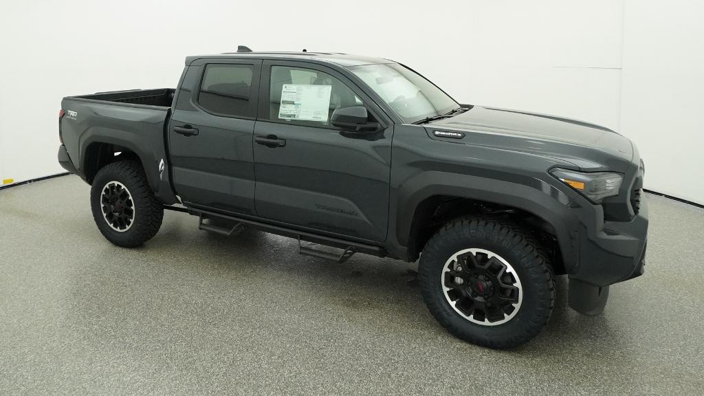 View vehicle photo 2