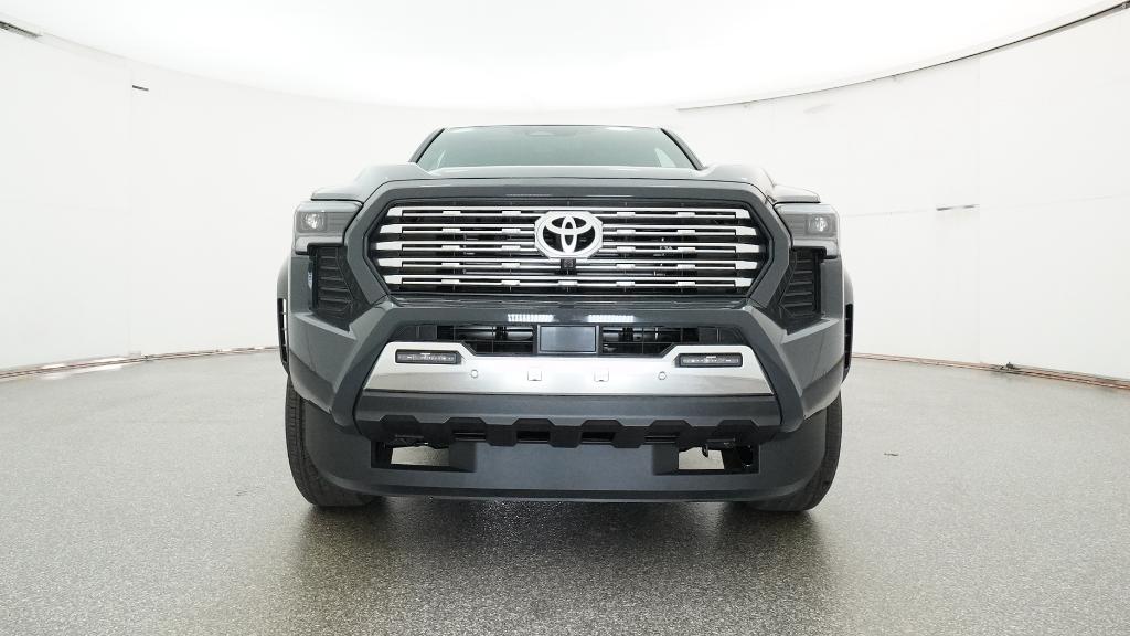 2025 Toyota Tacoma Limited - Photo 19