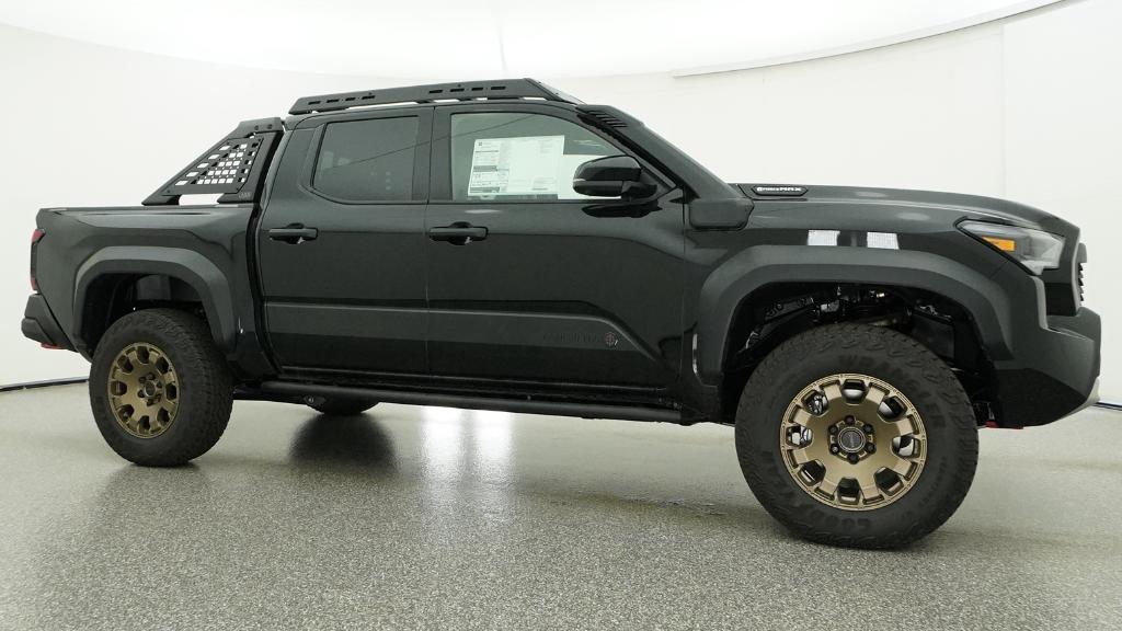 2026 Toyota Tacoma 4WD TRAILHUNTER HYBRID DOUBLE CAB 5' BED AT Crew Cab Pickup Slide 29