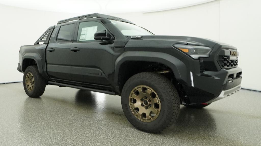 2026 Toyota Tacoma 4WD TRAILHUNTER HYBRID DOUBLE CAB 5' BED AT Crew Cab Pickup Slide 30