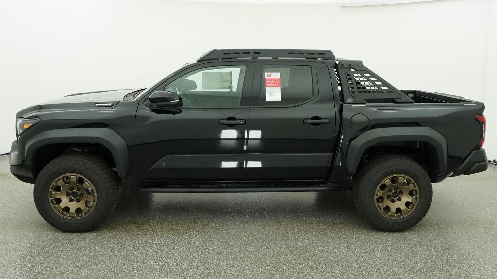 2026 Toyota Tacoma 4WD TRAILHUNTER HYBRID DOUBLE CAB 5' BED AT Crew Cab Pickup Slide 4