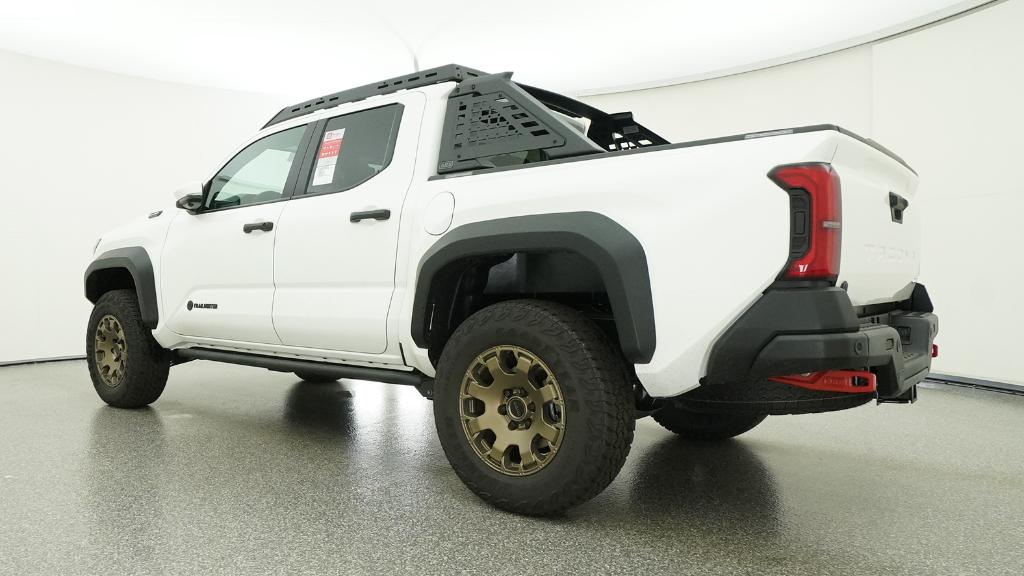 2026 Toyota Tacoma Trailhunter - Photo 16