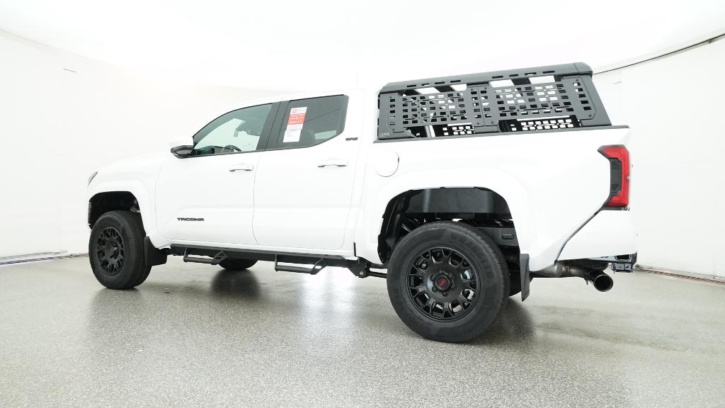 2025 Toyota Tacoma SR5 - Photo 41