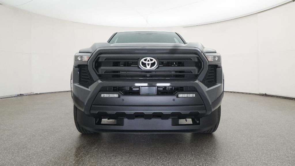 2025 Toyota Tacoma SR5 Double Cab photo 3