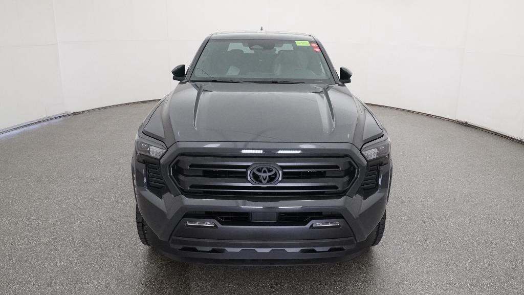 2025 Toyota Tacoma SR5 - Photo 24