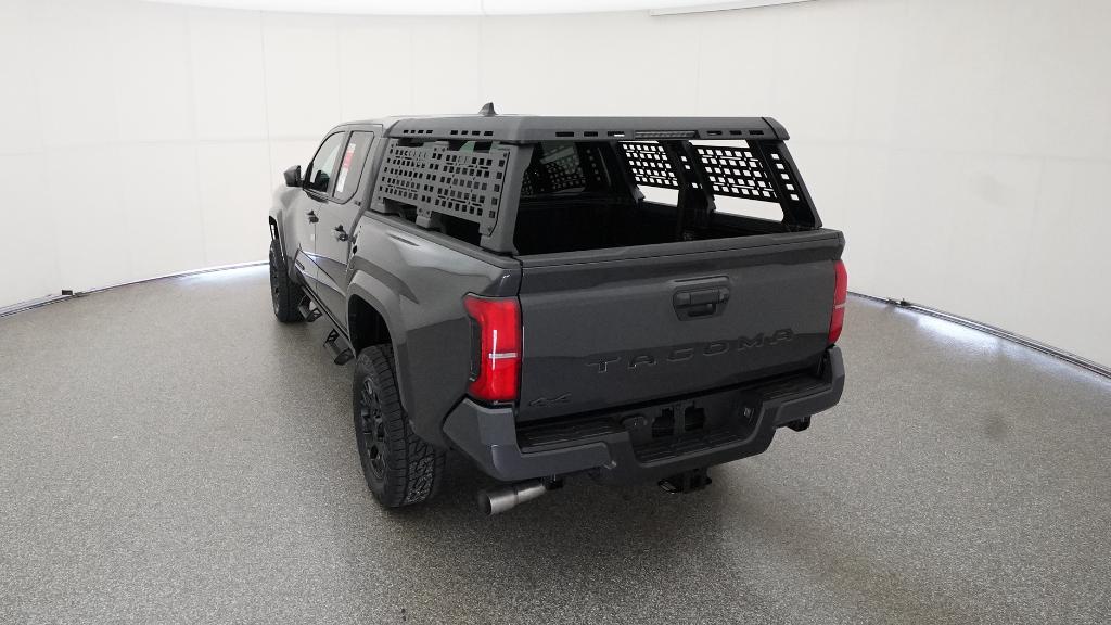 2025 Toyota Tacoma SR5 - Photo 15