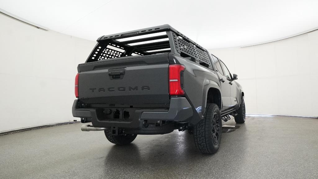 2025 Toyota Tacoma SR5 - Photo 18