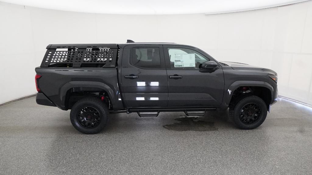 2025 Toyota Tacoma SR5 - Photo 20