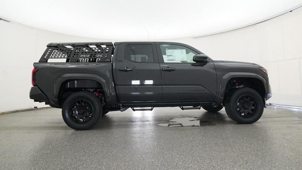 2025 Toyota Tacoma SR5 - Photo 22