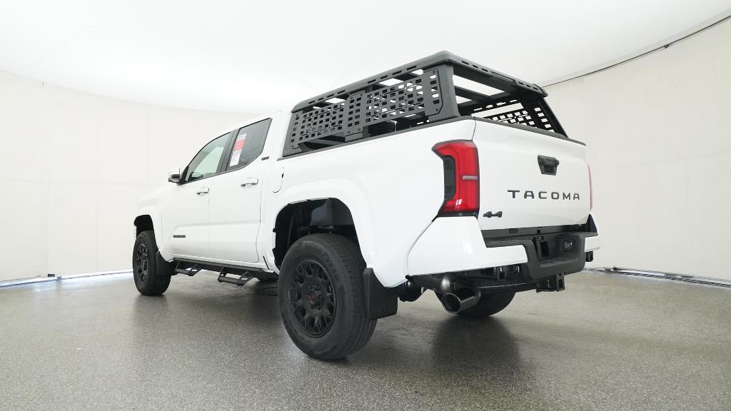2025 Toyota Tacoma SR5 - Photo 16
