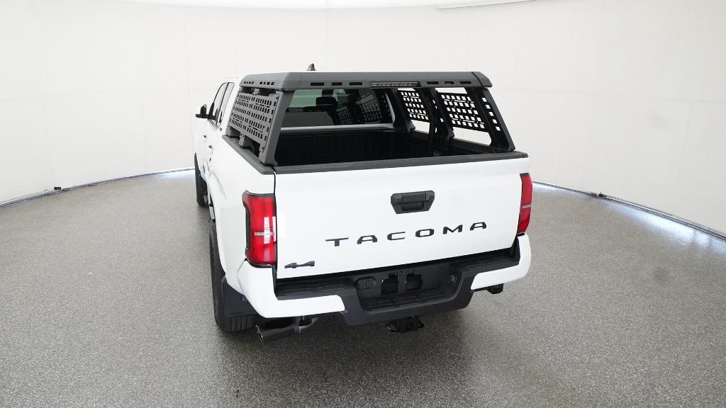 2025 Toyota Tacoma SR5 - Photo 15
