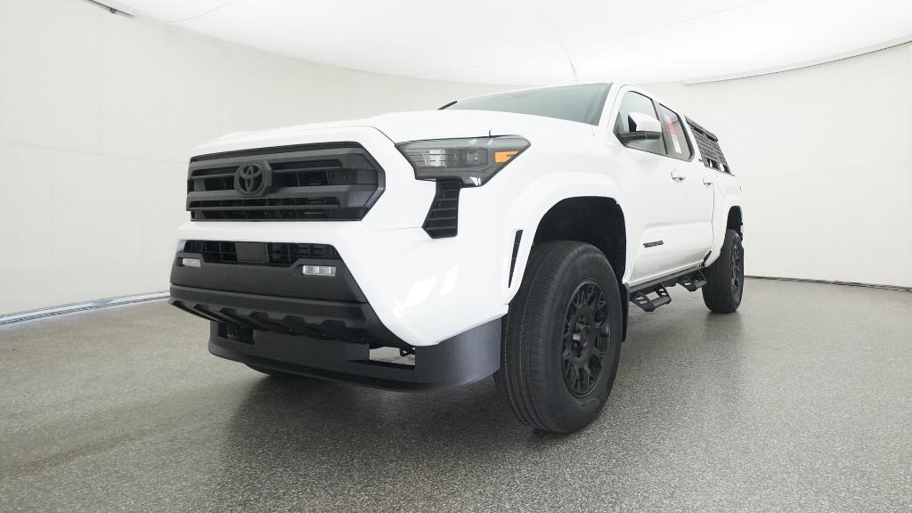 2025 Toyota Tacoma SR5 - Photo 19