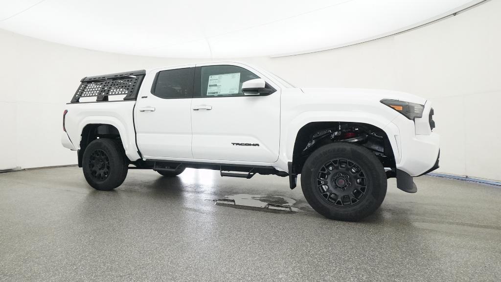 2025 Toyota Tacoma SR5 - Photo 11