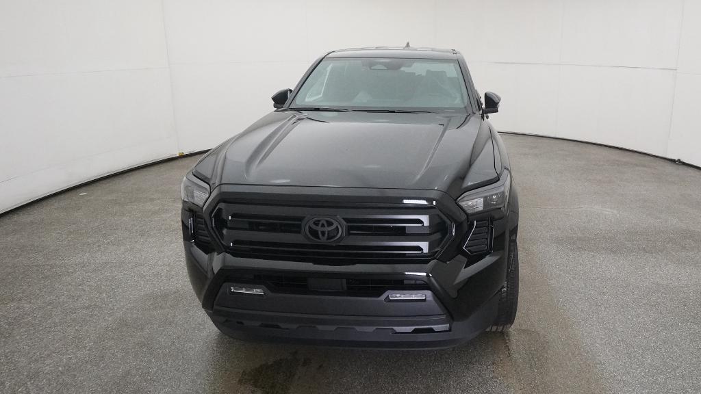 2025 Toyota Tacoma SR5 Double Cab photo 2