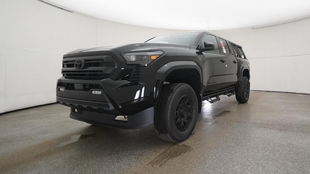 2025 Toyota Tacoma SR5 Double Cab photo 4