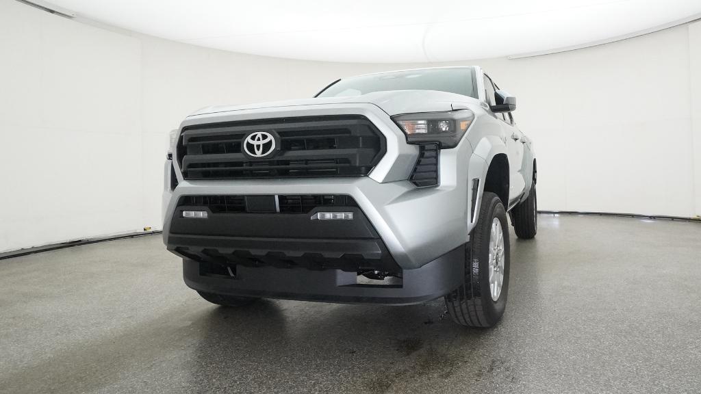2025 Toyota Tacoma SR5 Double Cab photo 4
