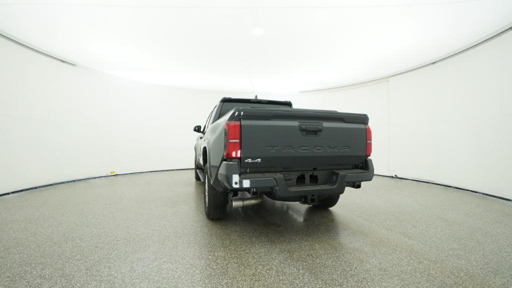 2025 Toyota Tacoma SR5 - Photo 32