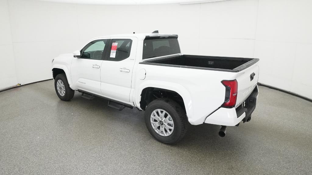 2025 Toyota Tacoma SR5 - Photo 29